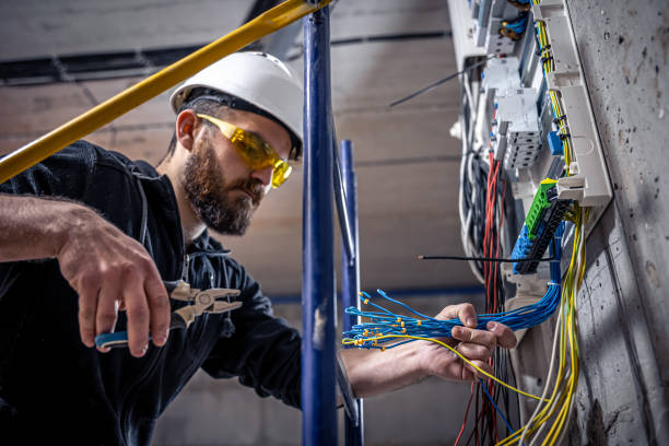 Best Local Electrician Companies  in Byron, GA